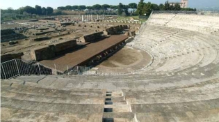 Minturnae - Il teatro romano